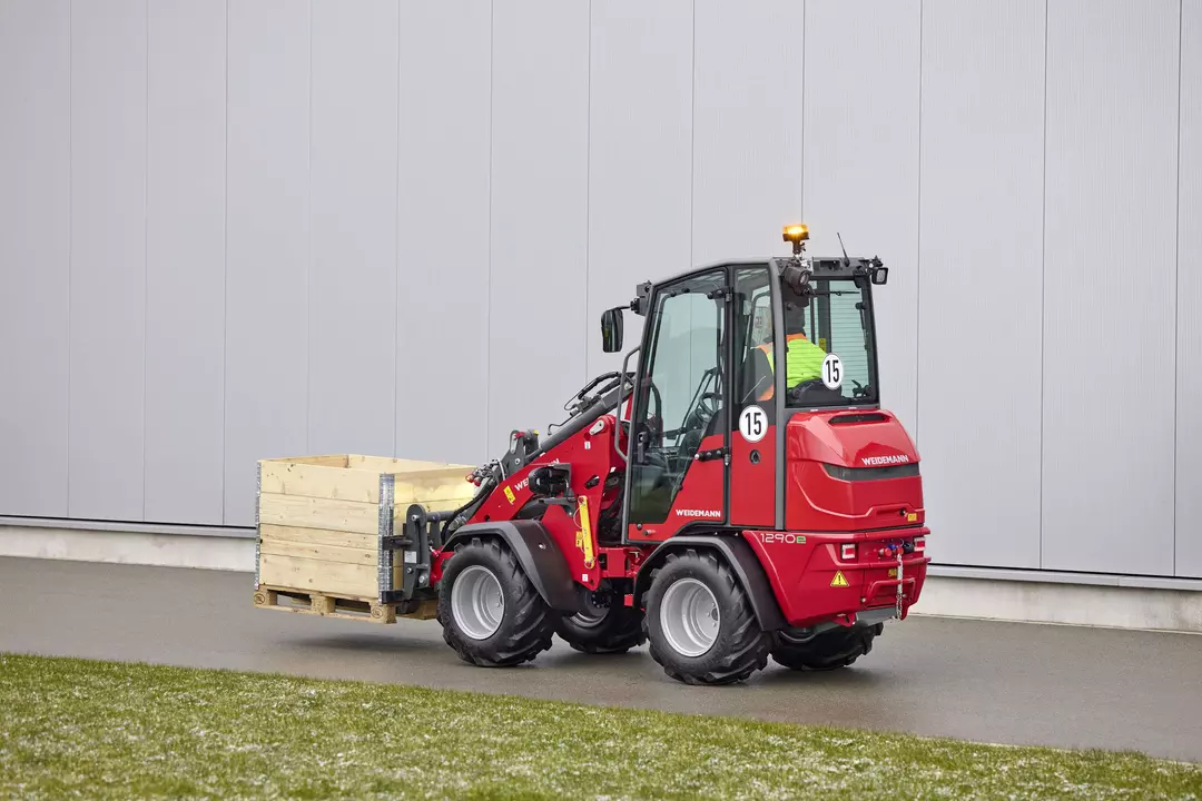 Weidemann Hoftrac 1290e im Einsatz