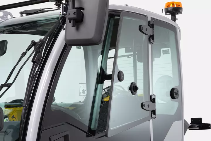 Wacker Neuson telehandler TH625 ventilation as required, studio