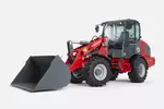 Weidemann wheel loader 5080 cabin with light material bucket, studio