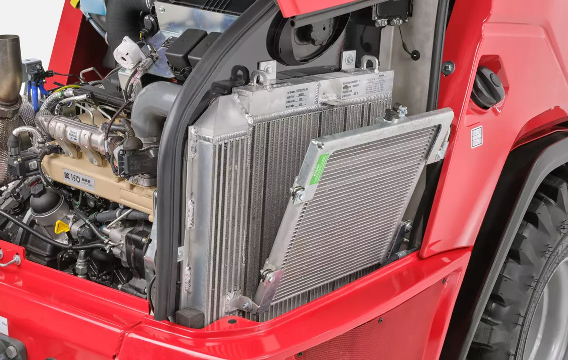 Weidemann Radlader 2060, 3060, 4060, Kühler abgeklappt, Studio