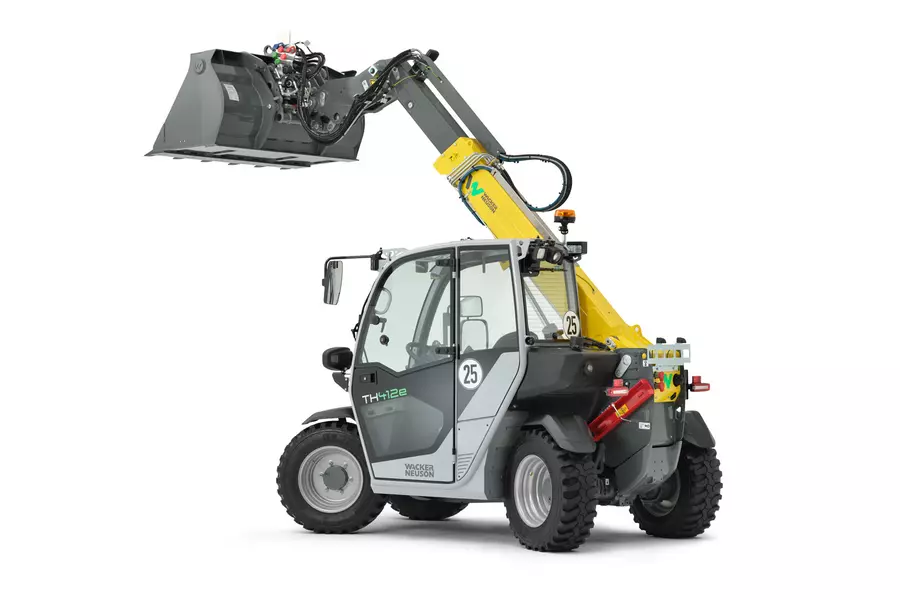 Wacker Neuson telehandler TH412e, studio