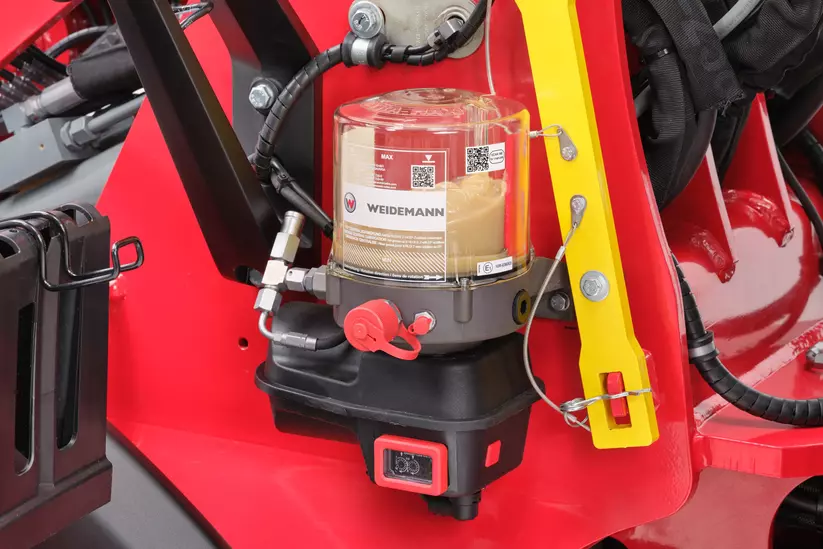 Weidemann Radlader 2060, 3060, 4060 im Studio, Zentralschmieranlage