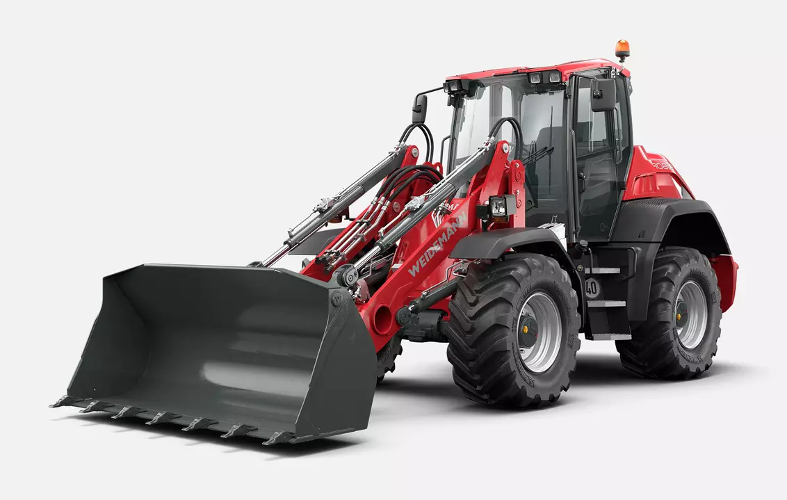 Weidemann wheel loader 9080 cabin with light material bucket, studio