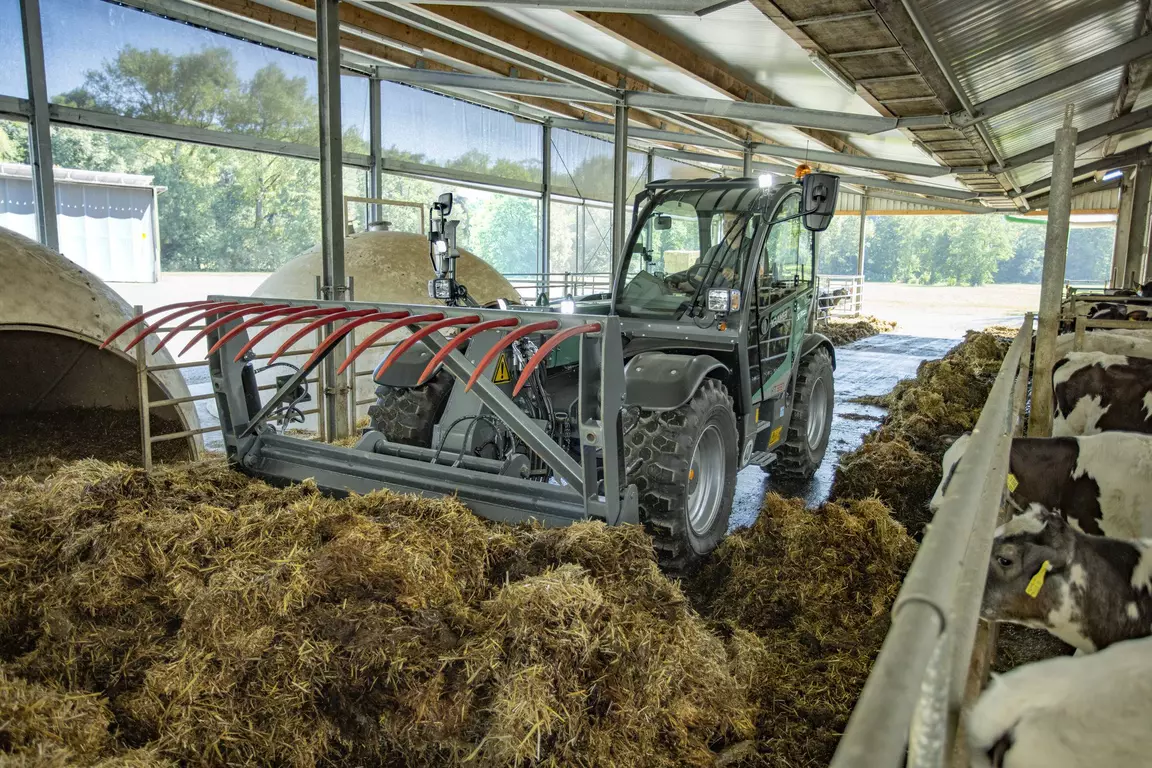 The compact KT357 at work in the stable. 