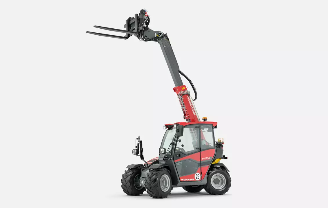 Weidemann telehandler T4512e with light weight bucket, studio