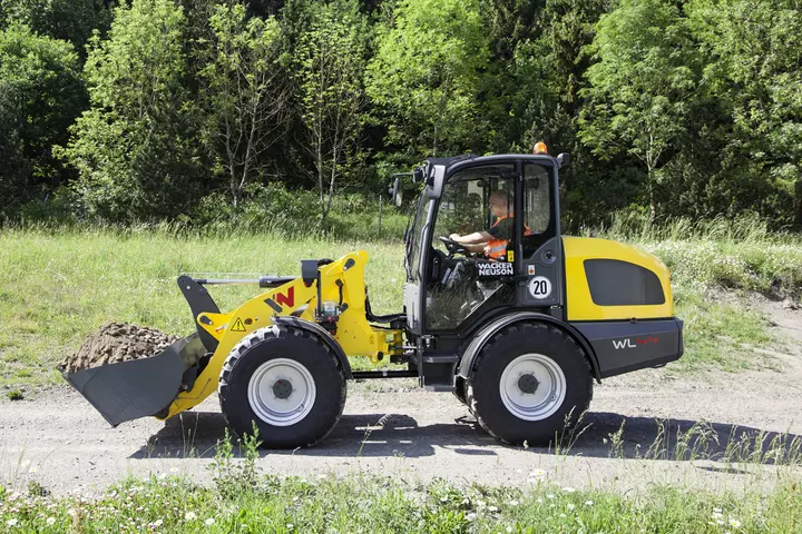 Wacker Neuson wheel loader WL44, Low front carriage
