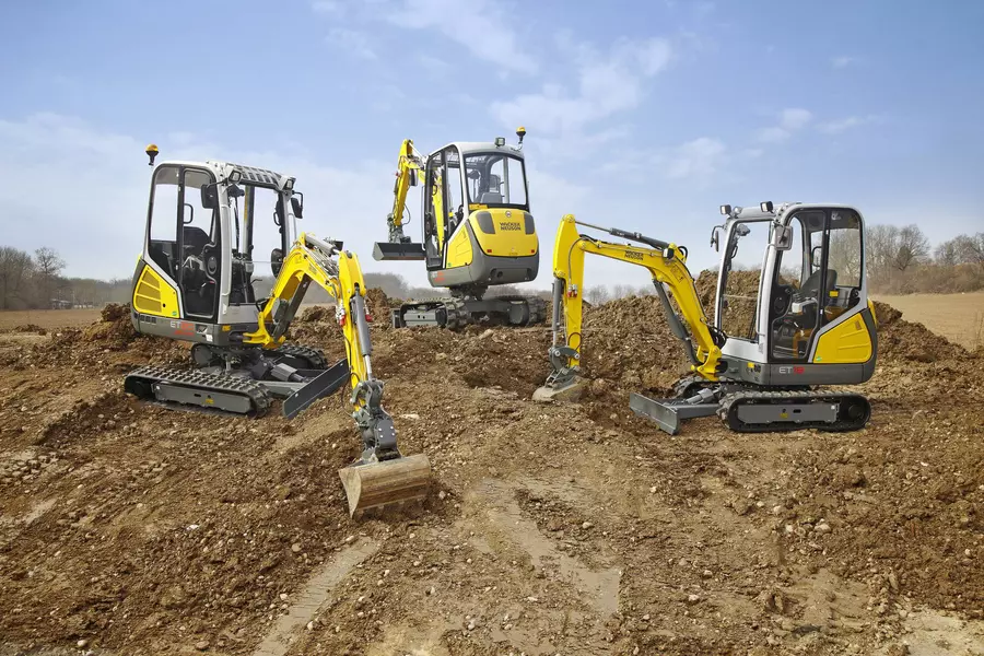 3 excavators ET18, ET20 and  ET24 during excavation work