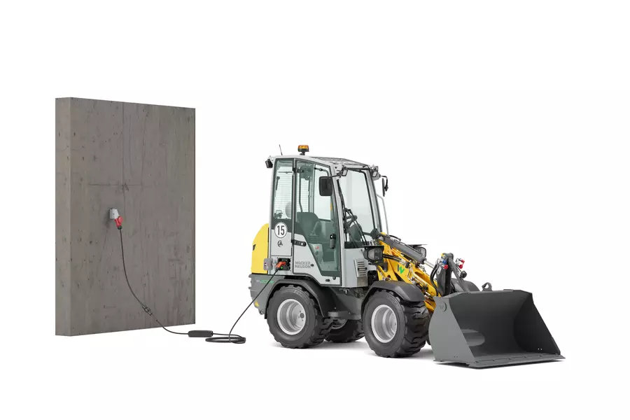 Wacker Neuson wheel loader WL300e studio picture