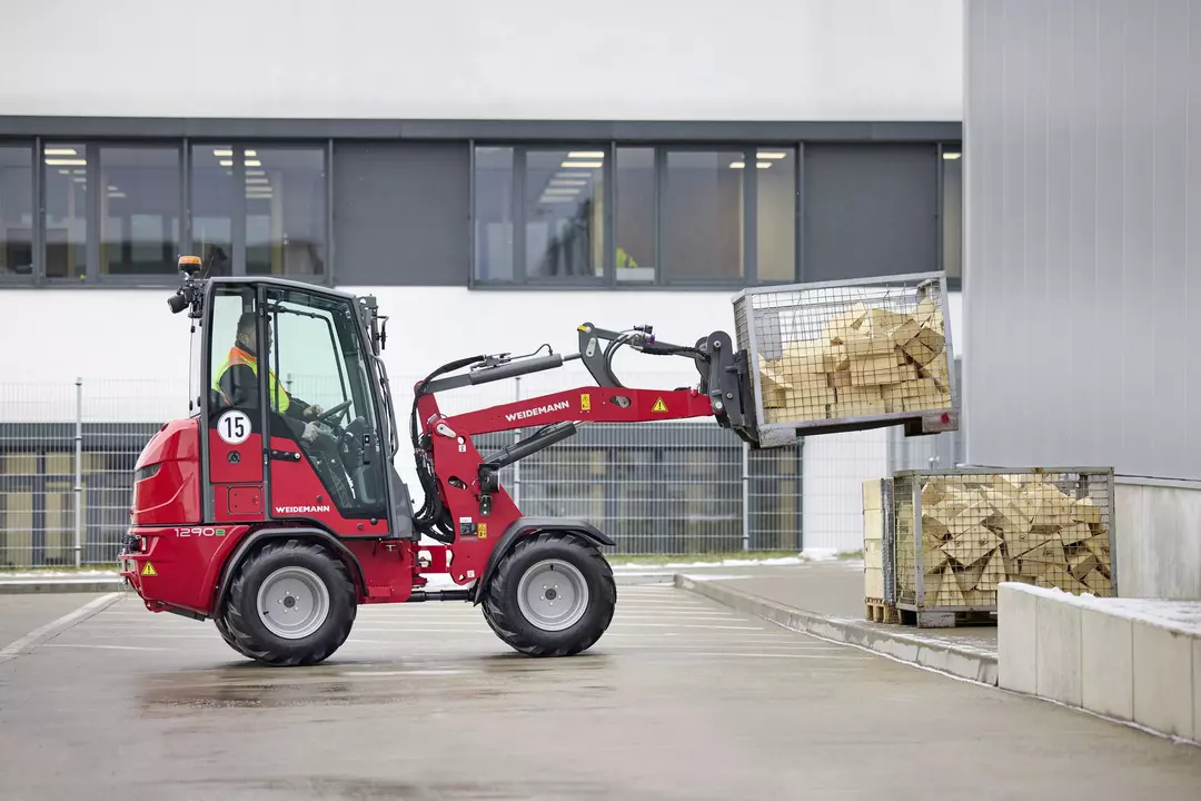 Weidemann Hoftrac 1290e im Einsatz