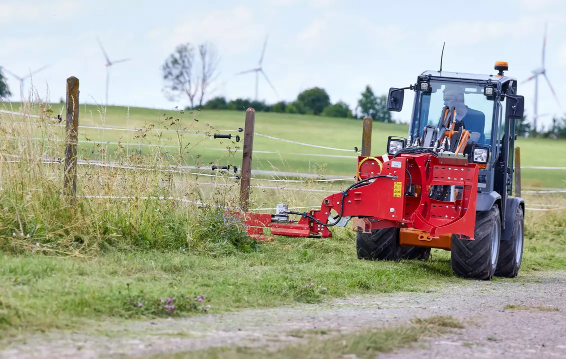Weidemann Anbaugerät Zaunmäher, Einsatz Landwirtschaft, Hoftrac 1260LP