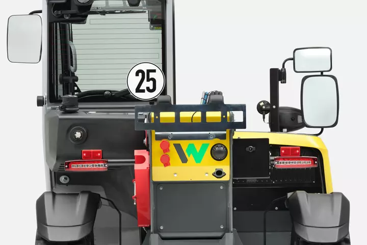 Wacker Neuson Teleskoplader TH412e, Hydraulikanschlüsse hinten