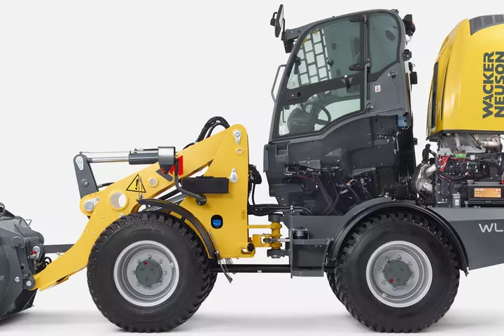 Wacker Neuson wheel loader WL52, Tiltable cabin