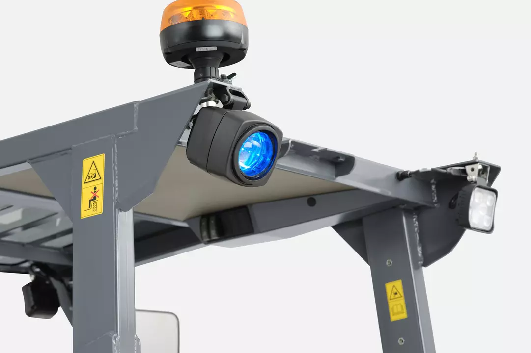 Weidemann Hoftrac 1190e Fahrerschutzdach mit Rückleuchte, Studio