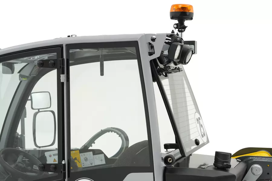 Wacker Neuson telehandler TH412e rear window open, studio