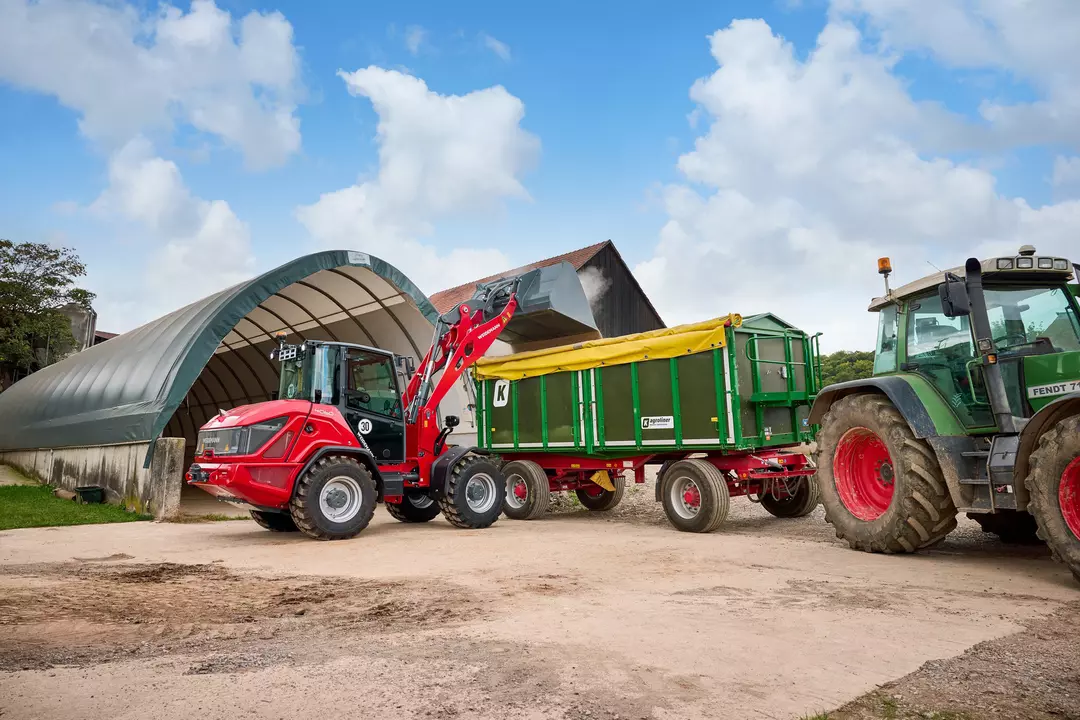 Weidemann Radlader 4060 im Einsatz, Landwirtschaft