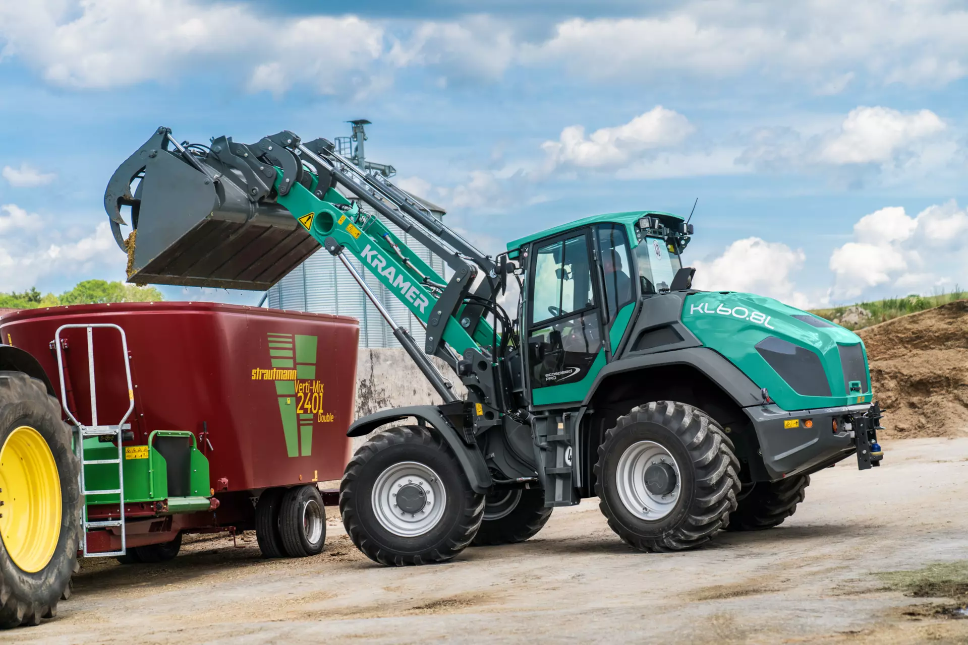 The Kramer wheel loader KL60.8 while working in agriculture. 