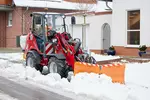 Weidemann attachment V-Snow plow, in action municipality, Hoftrac 1390