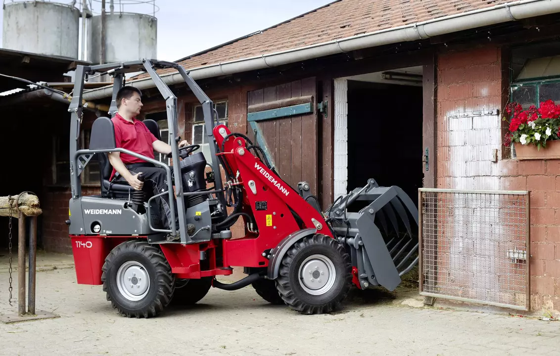 Weidemann Hoftrac 1140 mit Krokodilgebiss und Easy Protection System (eps), Einsatz