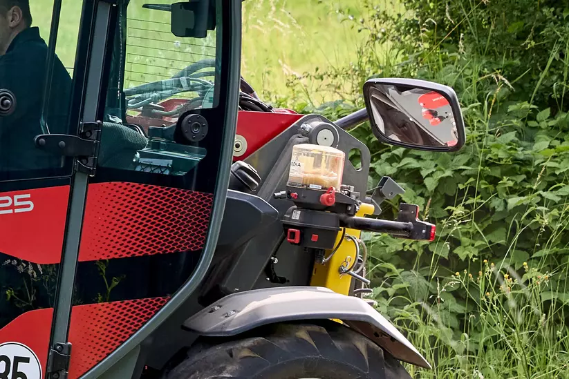 Weidemann Teleskoplader T6025 im Einsatz, Zentralschmieranlage