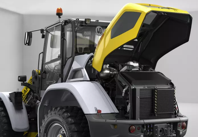 Einfacher Zugang zum Motorraum durch die weitöffnende Motorhaube