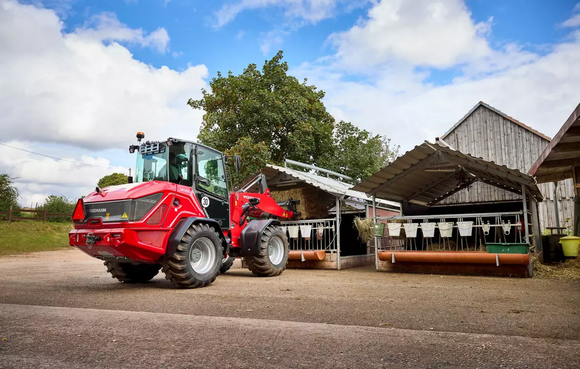 Weidemann Radlader 3060 im Einsatz, Landwirtschaft