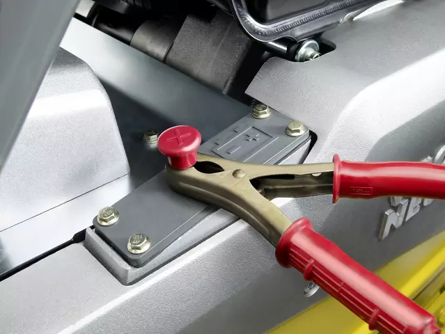 External start pin