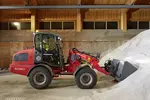 Weidemann wheel loader 5080 cabin with high tip bucket, application