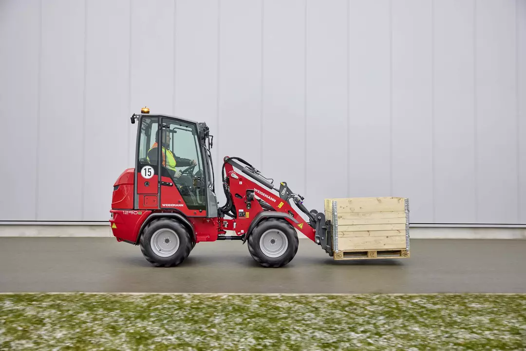 Weidemann Hoftrac 1290e im Einsatz