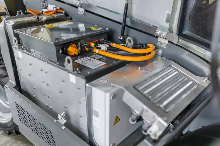 The battery of the fully electric Kramer telehandler KT144e and 1445e.