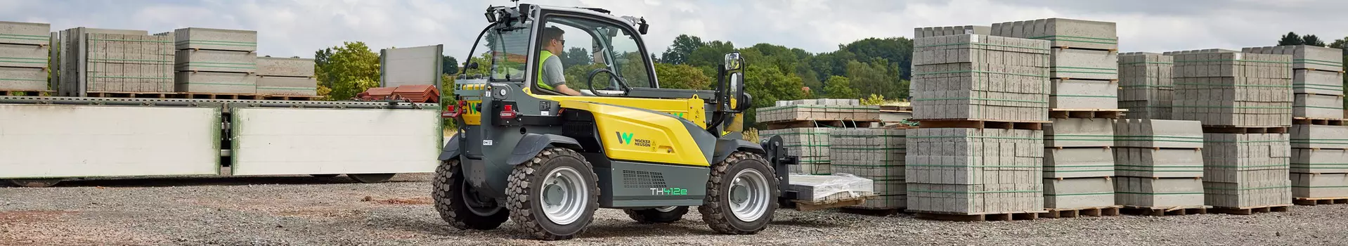 Wacker Neuson electric telehandler in action