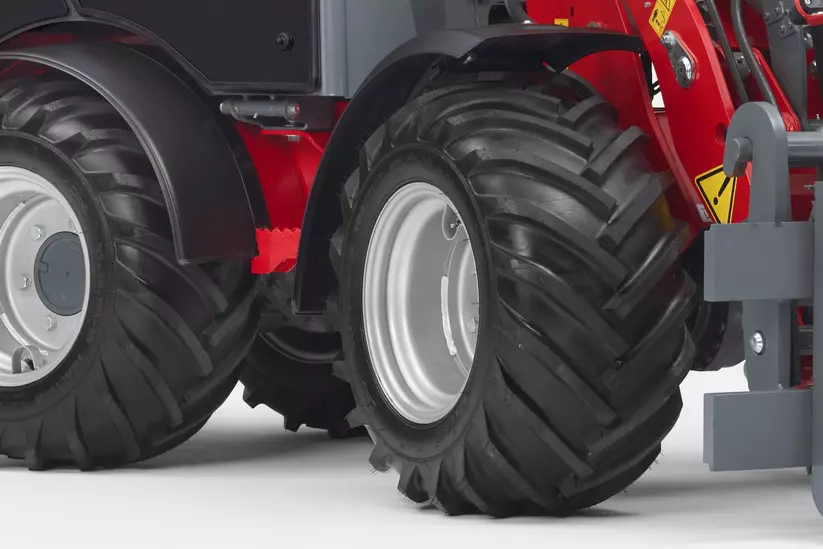 Weidemann Hoftrac 1160, Bereifung