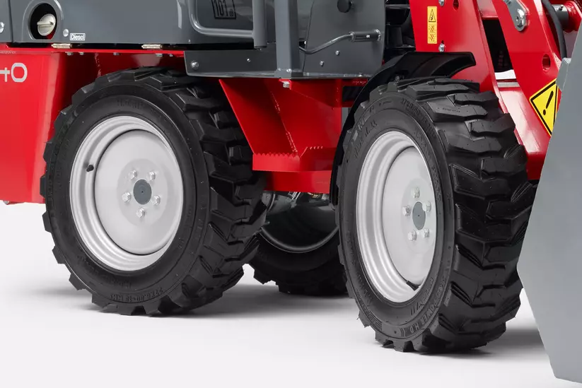 Weidemann Hoftrac 1140, Bereifung