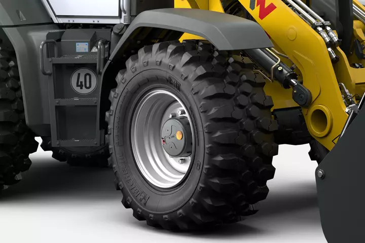 Wacker Neuson wheel loader WL95, tyres