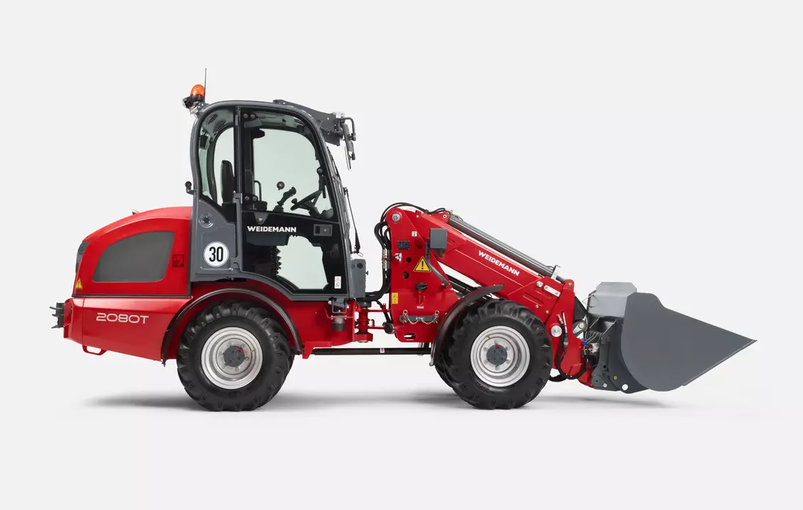 Weidemann telescopic wheel loader 2080T with lightweight bucket, studio