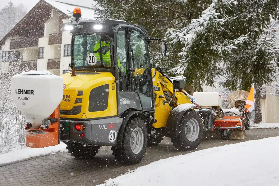 Wacker Neuson attachment, Small gritter