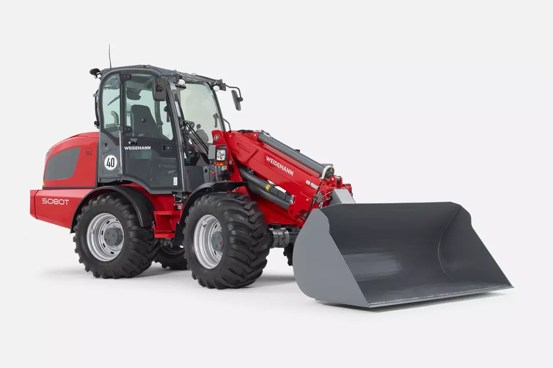 Weidemann telescopic wheel loader 5080T cabin with light material bucket, studio
