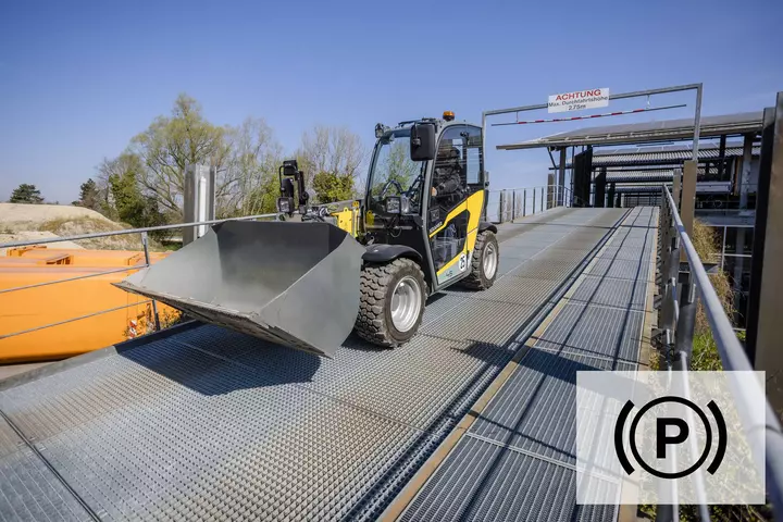 The fully electric Kramer telehandler 1445e has an electric parking brake.