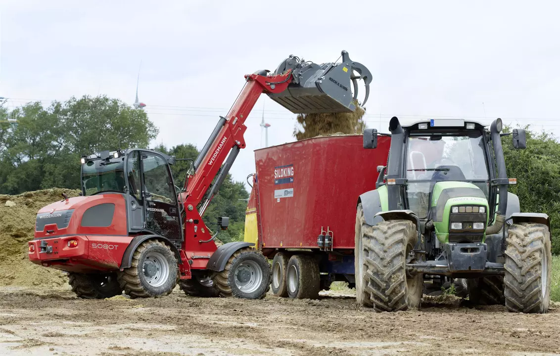 Weidemann telescopic wheel loader 5080T cabin with power grab bucket, appllication