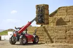 Weidemann telehandler T7042 with bale gripper, application
