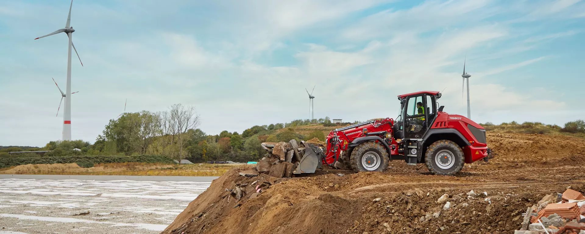 Weidemann Teleskopradlader 9580T Kabine mit Leichtgutschaufel im Einsatz