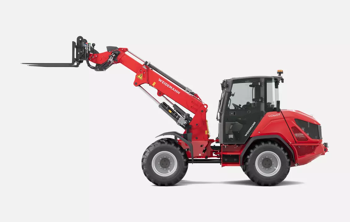 Weidemann telescopic wheel loader 4060T cabin with pallet fork, studio