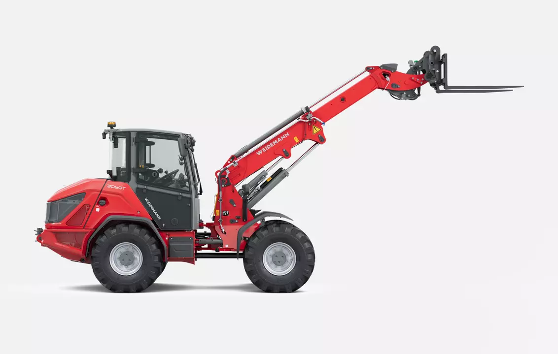 Weidemann telescopic wheel loader 3060T with pallet fork, studio