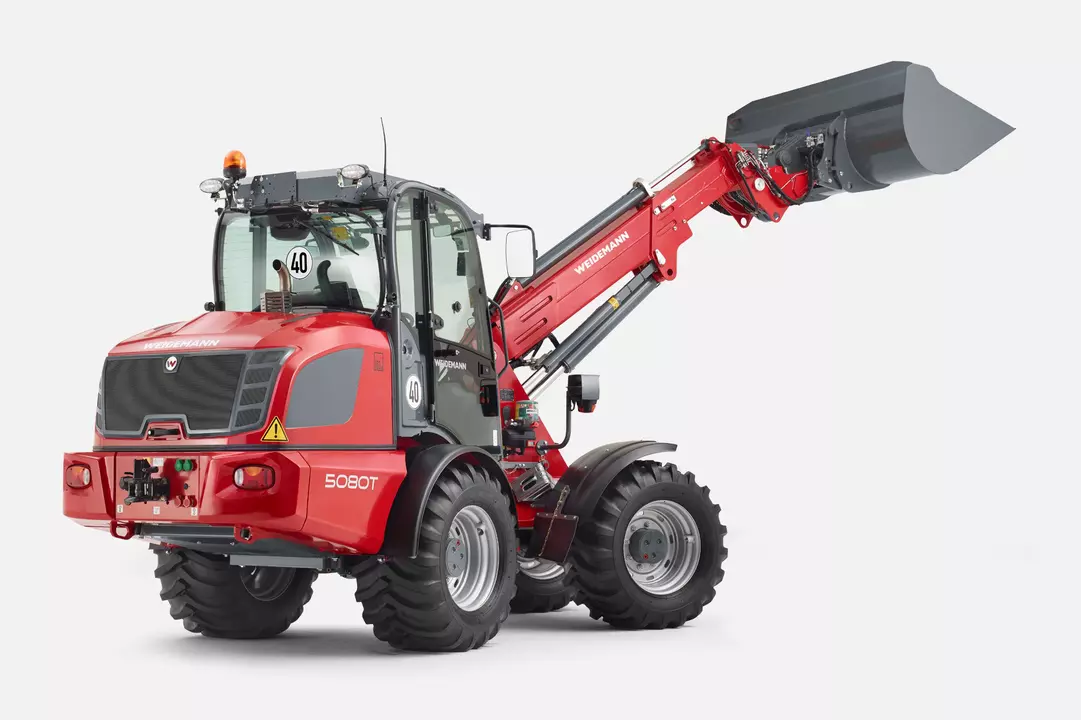 Weidemann telescopic wheel loader 5080T cabin with light material bucket, studio