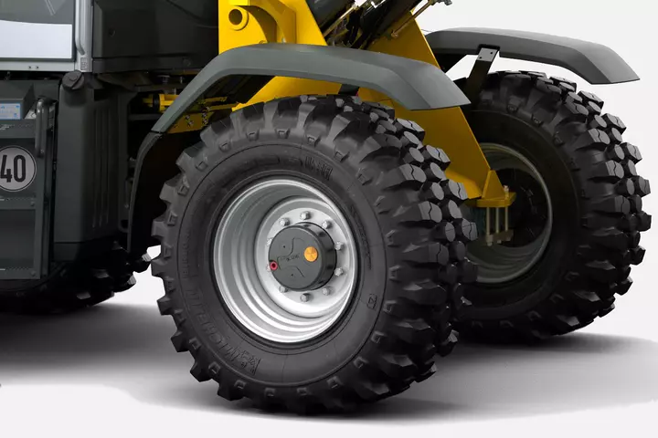 Wacker Neuson wheel loader WL110, tyres
