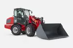 Weidemann wheel loader 5080 cabin with light material bucket, studio