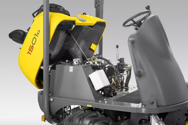 Very easy service access to the 1501 wheel dumper