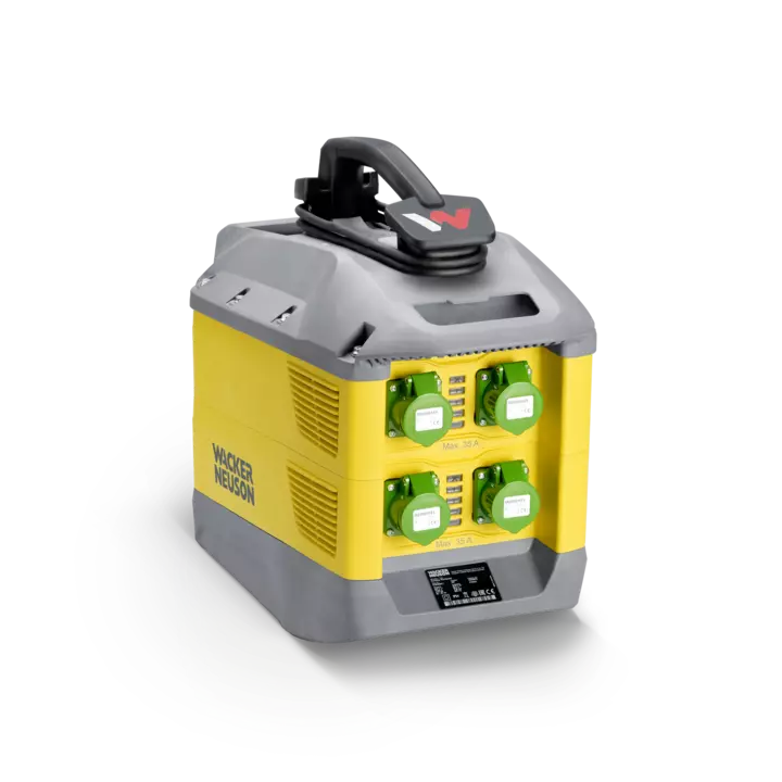 Wacker Neuson portable frequency converter FUH70 studio image.