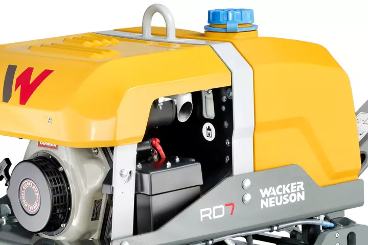Handgeführte Walze RD7 Sichtbarkeit Füllstände Hydraulik und Wasser