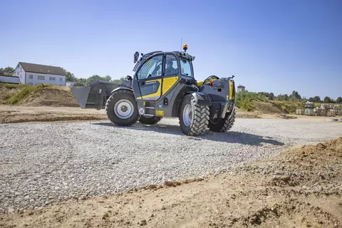 The Kramer telehandler 3610 with all-wheel steering. 