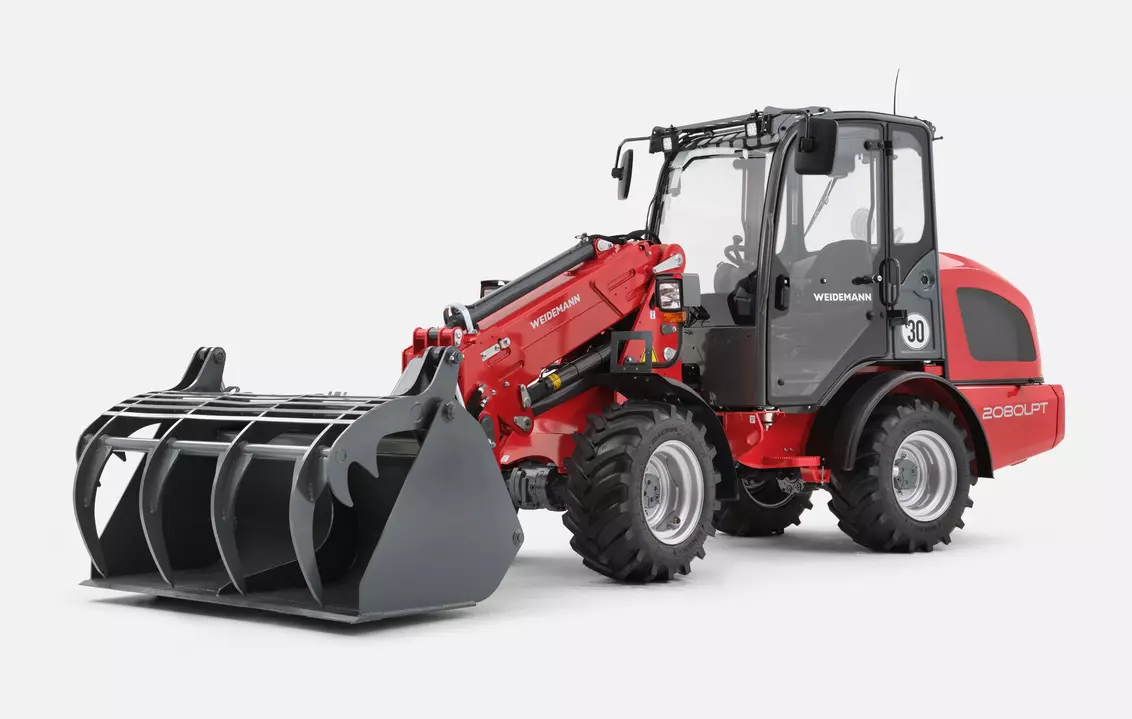 Weidemann Wheelloader 2080LPT cabin with grabbucket, studio